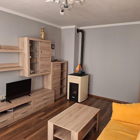 Cosy Flat Close To The Center Stara Zagora Exterior photo